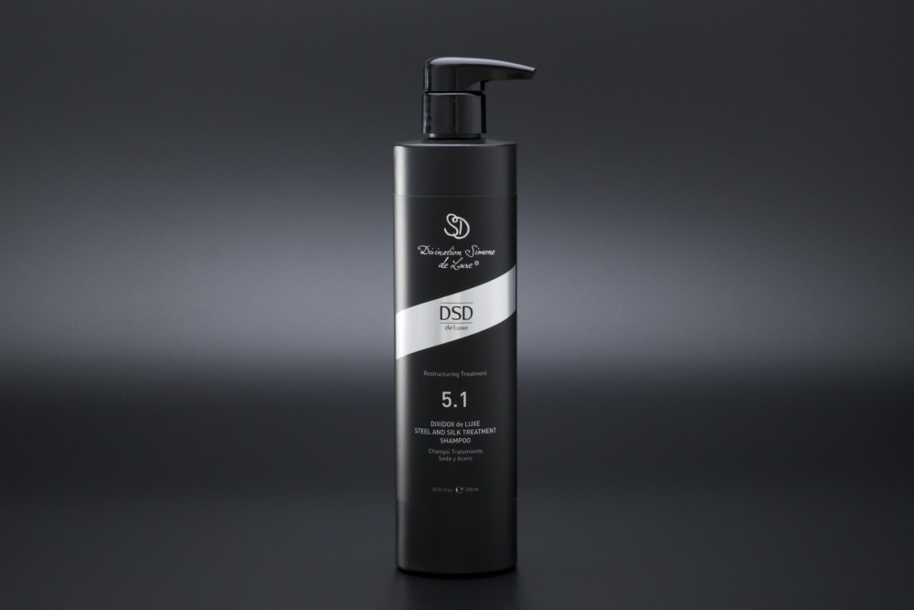 Hydratačný šampón pre objem a proti vypadávaniu DSD DE LUXE 5.1L.<br>5.1L Steel And Silk Schampoo 500ml.